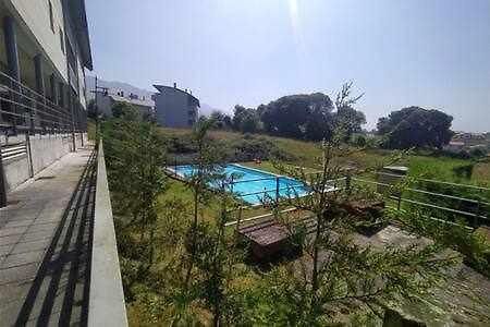 Apartamento Con Piscina Apartman Llanes Kültér fotó